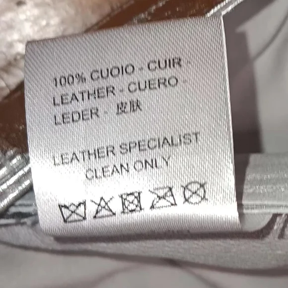 Von Dutch Silver Leather Metallic Women's Bike Shorts - Picture 5 of 5